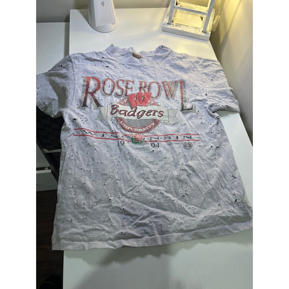 Furst of a Kind Wisconsin Badgers 1994 Rose Bowl Distressed Vintage T-Shirt Gray